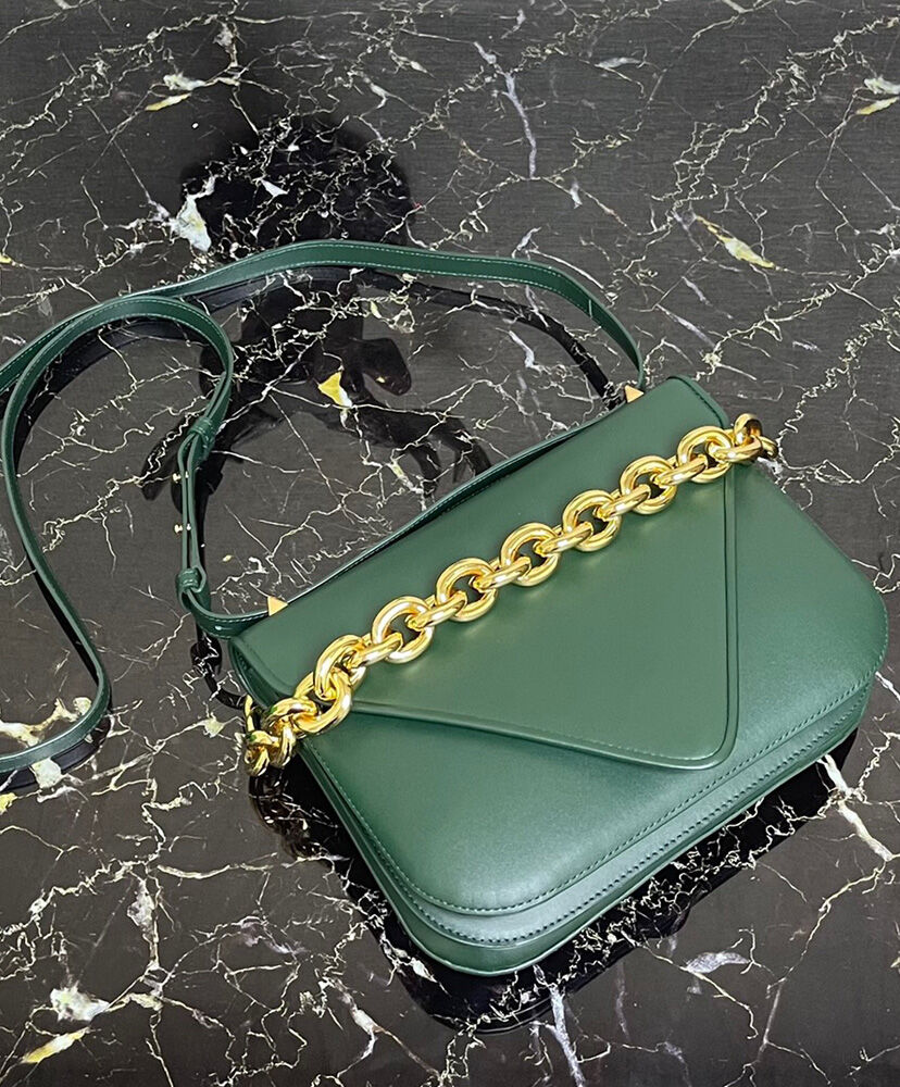 Bottega Veneta Mount Leather Envelope Bag Green